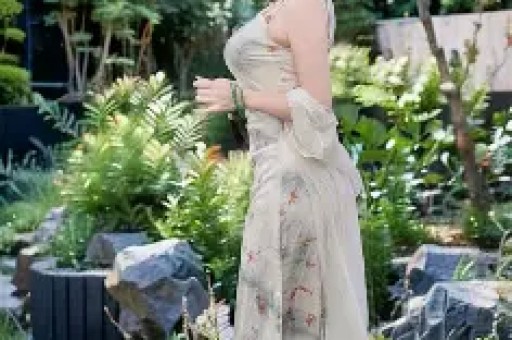一天连爆四个新鲜大猛瓜离婚败诉被逼发私密照韩红风波反转个个都太离谱